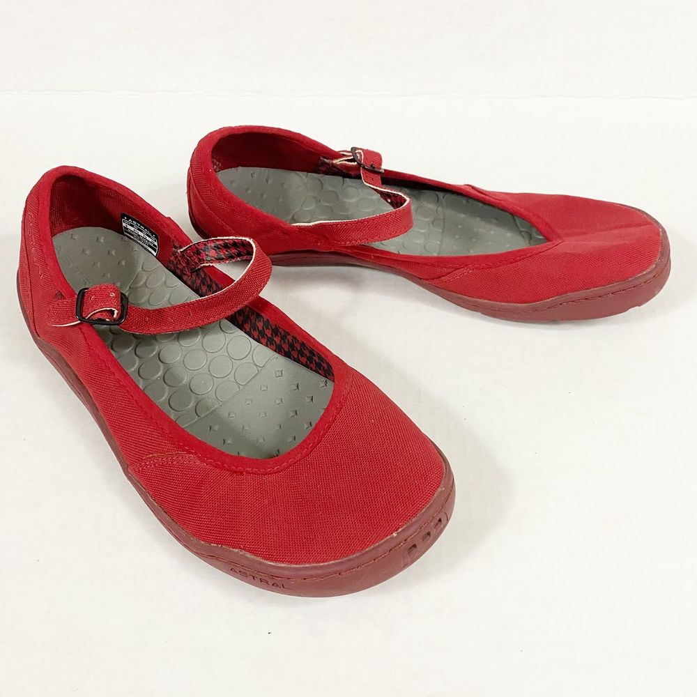 Astral Red Mary Jay Water/Land Shoe Size 9